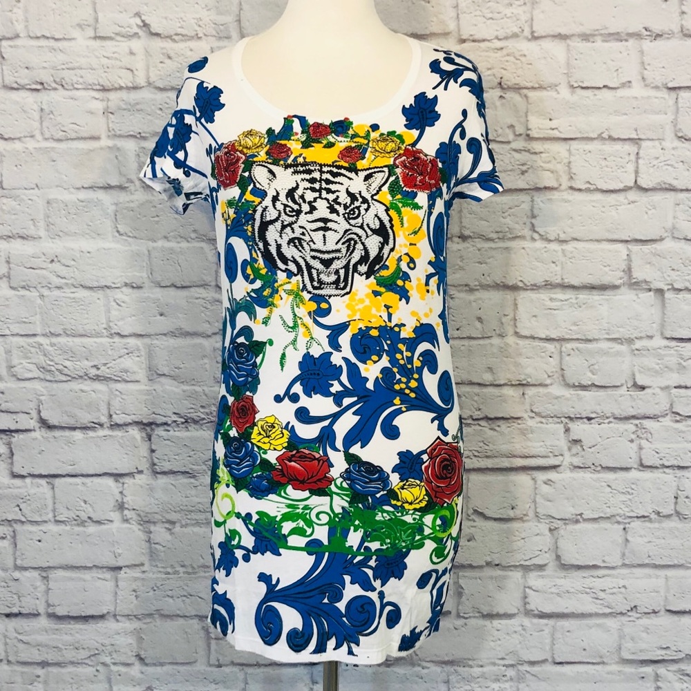 VO Jeans | Graphic Tee Tunic Embellished Tiger